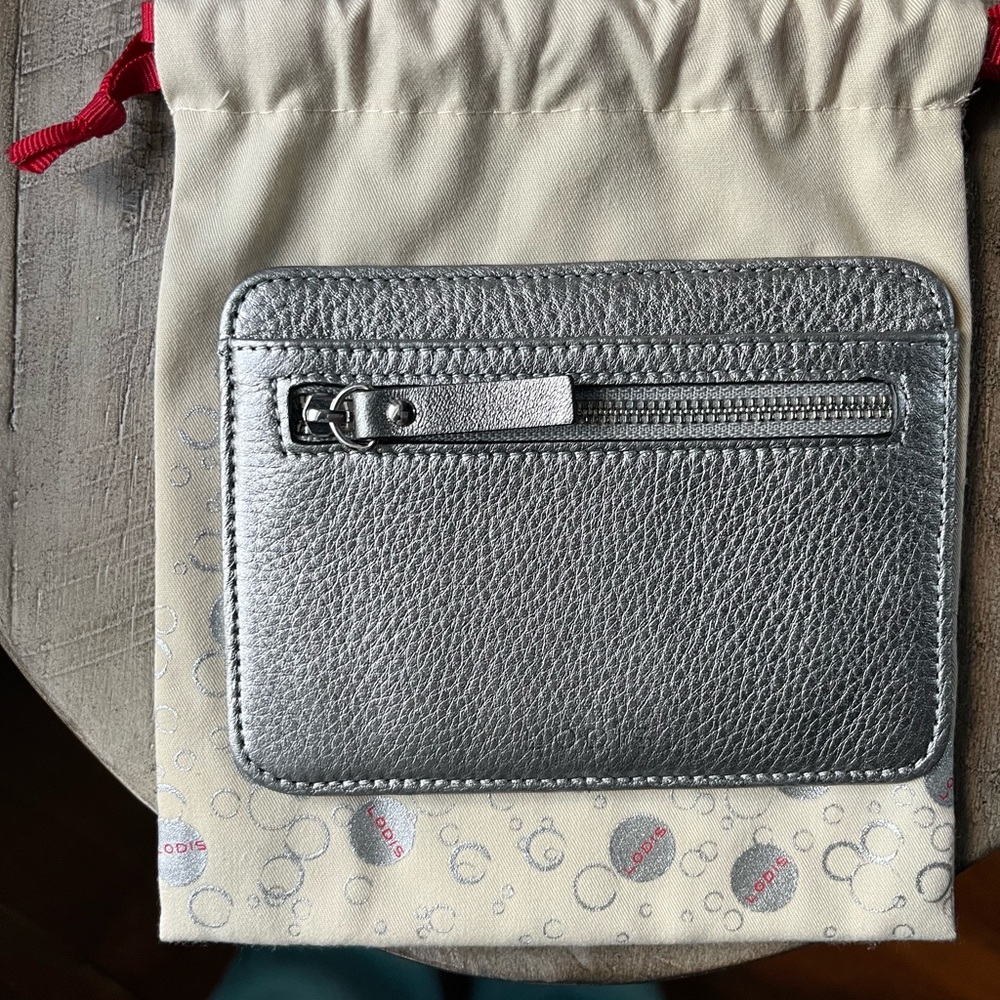 Lotus card wallet